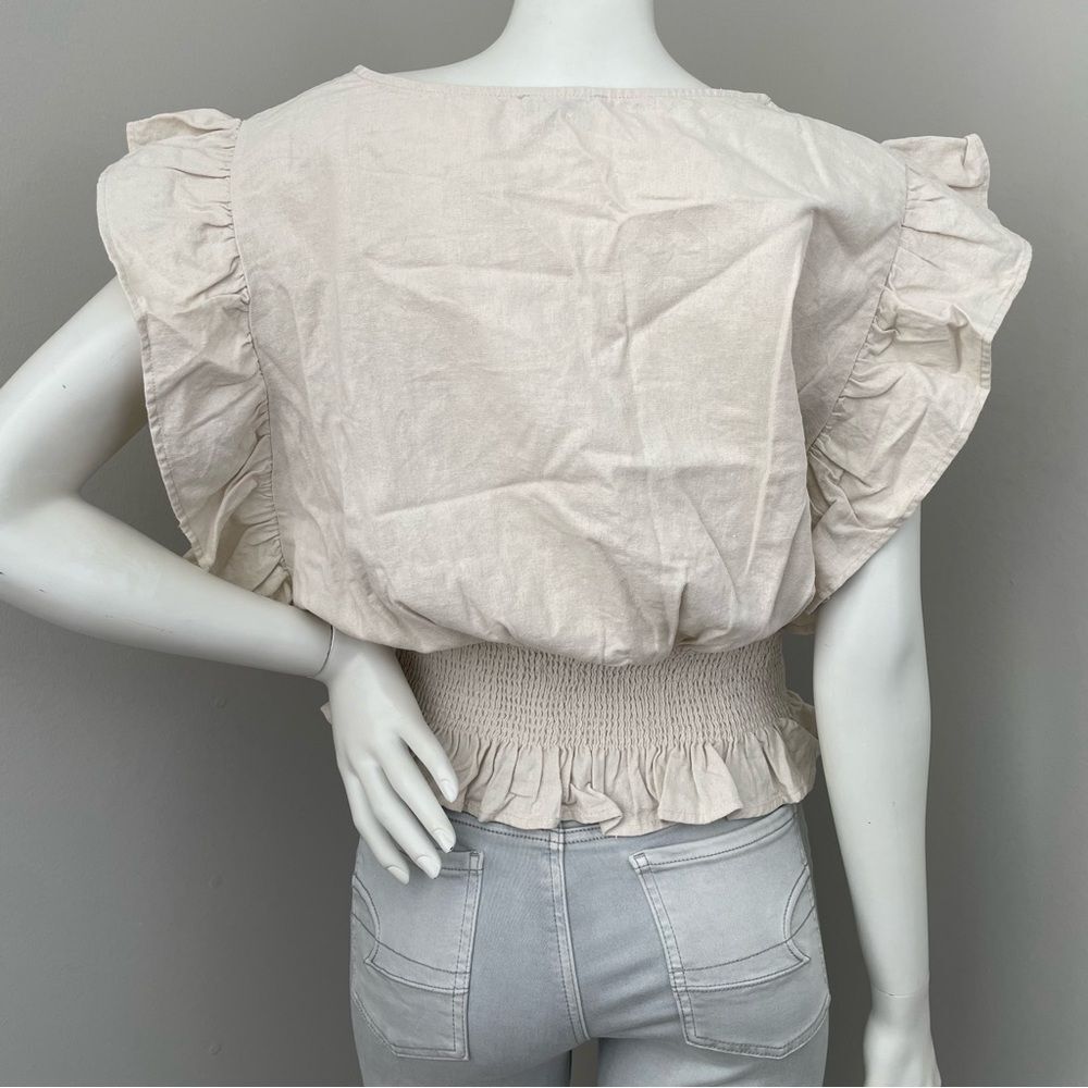 CUPCAKES & CASHMERE Linen Blend Tan Cream Ruffle Sleeve Smocked Waist Blouse - Picture 2 of 6